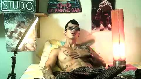 Snapshot of yeisoncastellanos1999 chatting on November 2025 02:11:02 AM yeisoncastellanos1999 online show from November 2025 02:11:02 AM