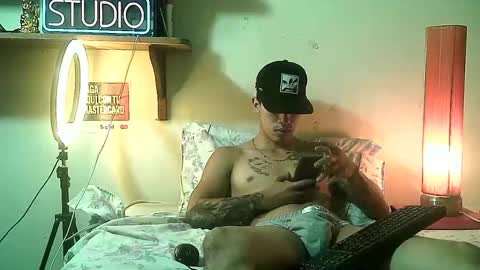 yeisoncastellanos1999 online show from May 2026 05:43:01 PM