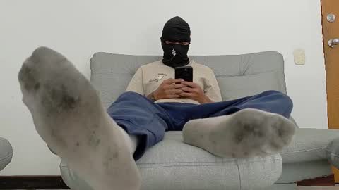 yeisongomezz online show from July 2026 08:00:02 PM