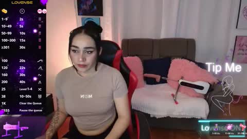 Snapshot of yeliana_sexy chatting on September 2025 10:30:02 AM Valery online show from September 2025 10:30:02 AM