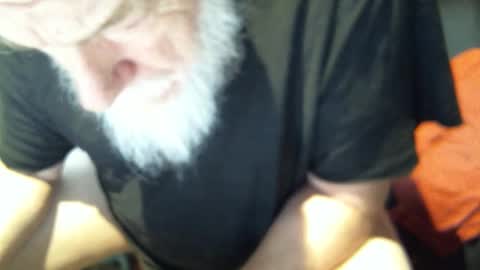 Snapshot of yellowsnakes chatting on October 2025 03:47:02 PM . y e l l o w s n a k e s . online show from October 2025 03:47:02 PM