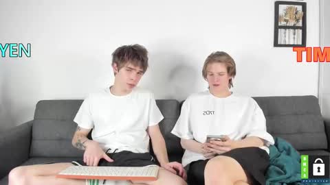 Yen online show from November 2025 07:32:02 PM