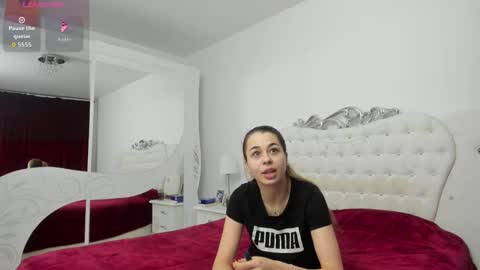 Snapshot of yennefer13 chatting on January 2026 09:42:01 PM yennefer13 online show from January 2026 09:42:01 PM