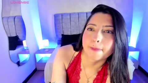 Yensy online show from May 2026 09:23:02 PM