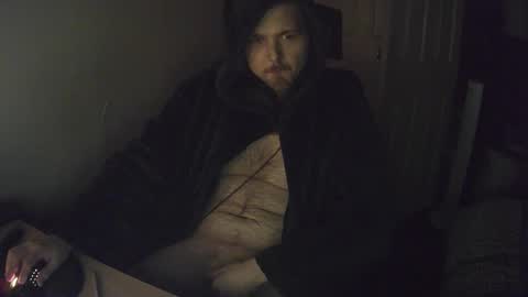 Snapshot of yeovil_alex chatting on December 2024 05:10:02 AM Alex online show from December 2024 05:10:02 AM