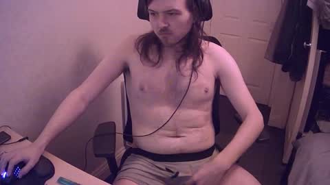 Snapshot of yeovil_alex chatting on December 2024 07:04:02 PM Alex online show from December 2024 07:04:02 PM