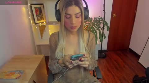 yeriawaddell  online show from January 2025 02:31:01 AM