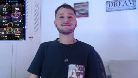 Snapshot of yerito_ chatting on January 2025 07:40:01 PM Yero online show from January 2025 07:40:01 PM