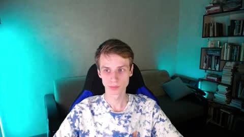 Snapshot of yes_cute_boy_ chatting on February 2026 02:27:02 PM Eden online show from February 2026 02:27:02 PM