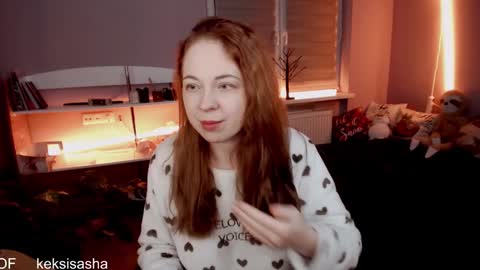 Snapshot of yes_itstrue chatting on December 2024 09:13:02 PM Sasha online show from December 2024 09:13:02 PM