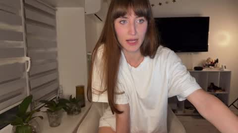 Zoe online show from May 2026 08:46:01 PM