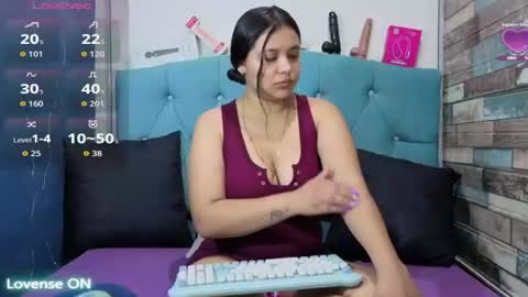 yesamin_stone18 online show from July 2026 12:11:01 PM