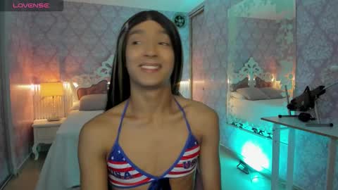 Snapshot of yess__daddy chatting on March 2026 02:02:01 AM yess__daddy online show from March 2026 02:02:01 AM