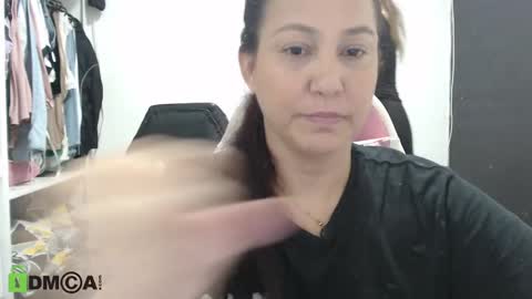 Snapshot of yessica_08 chatting on February 2025 03:21:01 AM yessica and andres online show from February 2025 03:21:01 AM