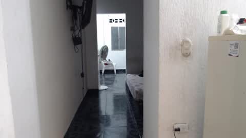 yessica and andres online show from November 2025 11:52:01 PM