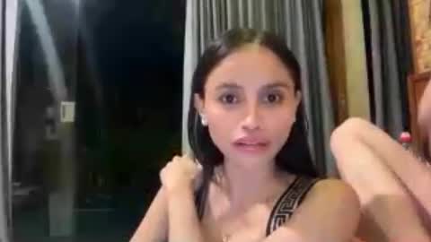 yessica online show from June 2026 06:20:02 PM