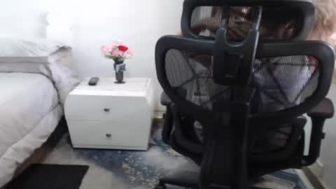 jessy online show from July 2026 06:07:02 PM