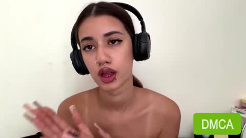 Julia 3 online show from July 2026 01:20:01 PM