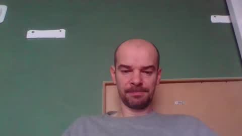 Snapshot of yewloo chatting on November 2025 07:00:02 AM yewloo online show from November 2025 07:00:02 AM