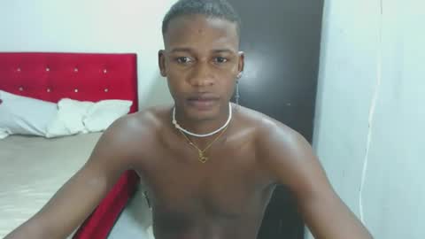yeycom_hot07 online show from February 2025 02:53:01 AM