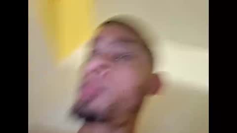 yezzi_1997 online show from February 2026 09:02:02 PM