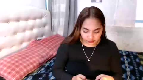 Snapshot of yhang_slut chatting on February 2025 03:04:02 AM yhang_slut online show from February 2025 03:04:02 AM