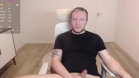 Snapshot of yhdxhy chatting on March 2025 10:42:01 PM James online show from March 2025 10:42:01 PM