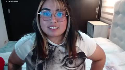 hii i am yini online show from July 2026 06:47:02 AM