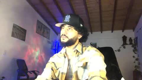 Snapshot of yio__cohen chatting on January 2025 03:34:01 AM yio cohen online show from January 2025 03:34:01 AM