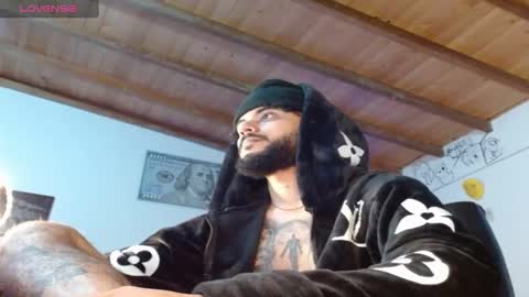 Snapshot of yio__cohen chatting on January 2025 04:18:01 AM yio cohen online show from January 2025 04:18:01 AM