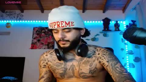 Snapshot of yio__cohen chatting on January 2025 11:37:02 PM yio cohen online show from January 2025 11:37:02 PM