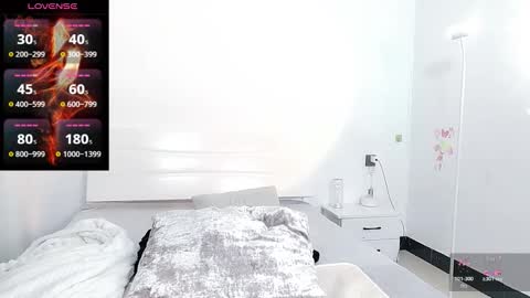 yiwa2025 online show from February 2026 12:08:02 PM