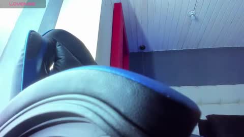 Yiyo online show from February 2026 06:19:02 AM