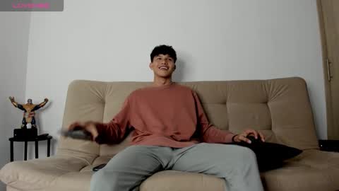 yizus_bonz online show from October 2025 11:13:02 PM