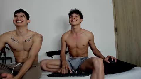 yizus_bonz online show from October 2025 12:35:02 AM