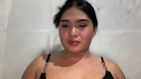 yllana love online show from December 2025 12:11:02 PM