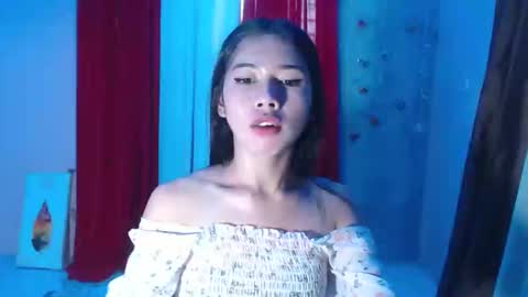 ymee_shane18 online show from December 2024 07:21:01 AM