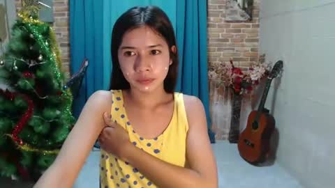 ymee_shane18 online show from December 2024 07:55:01 AM