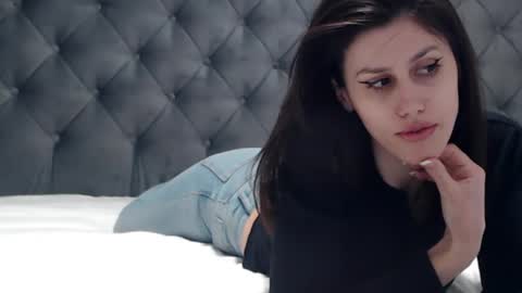 Snapshot of ynnasquirt chatting on February 2025 03:41:02 PM ynnasquirt online show from February 2025 03:41:02 PM