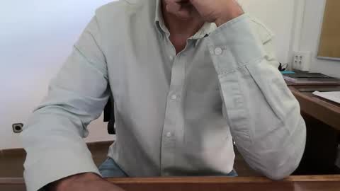 Snapshot of yo47 chatting on October 2025 12:37:02 PM Yo47 online show from October 2025 12:37:02 PM