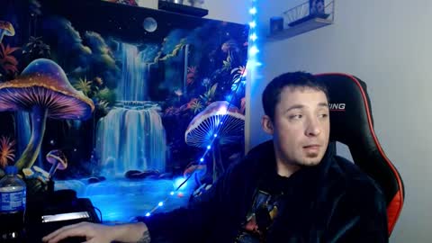 Snapshot of yobleez chatting on December 2025 08:13:01 PM yobleez online show from December 2025 08:13:01 PM