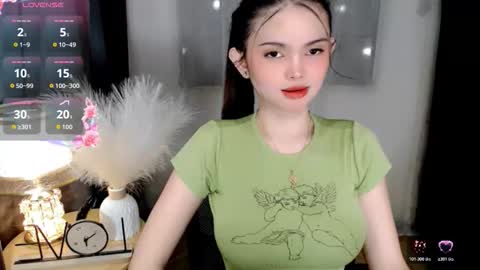 Snapshot of yogirl_abby chatting on February 2026 07:46:01 AM Hi i am Abby i am Filipina Aussie youve ever wanted to meet NOT INTO CHEAP GUY online show from February 2026 07:46:01 AM