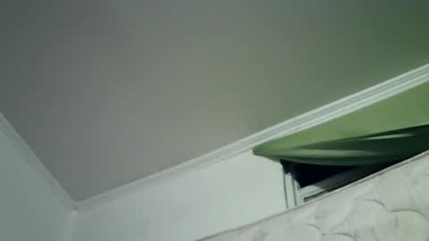 yoguinis online show from March 2026 01:31:01 AM