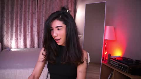 Yoko online show from December 2025 06:11:01 AM