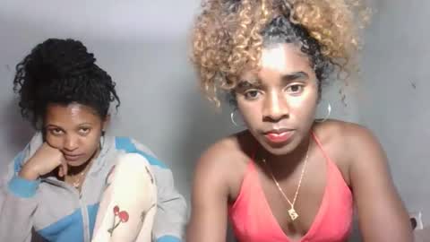 Snapshot of yolandrina05 chatting on September 2025 09:03:01 AM yolandrina05 online show from September 2025 09:03:01 AM