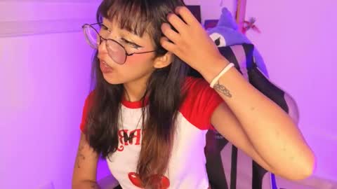 Yommi Winx online show from December 2025 02:09:02 AM