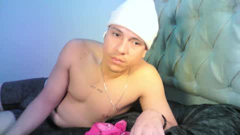 Snapshot of yonat_ chatting on November 2025 11:25:01 PM Yonat online show from November 2025 11:25:01 PM