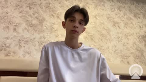 Snapshot of yoo_dee_ohh chatting on December 2024 08:04:01 AM Yoo Dee Ohh online show from December 2024 08:04:01 AM