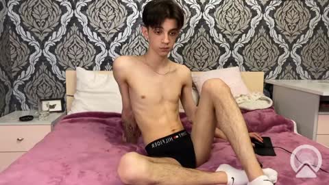 Snapshot of yoo_dee_ohh chatting on December 2024 11:17:01 AM Yoo Dee Ohh online show from December 2024 11:17:01 AM