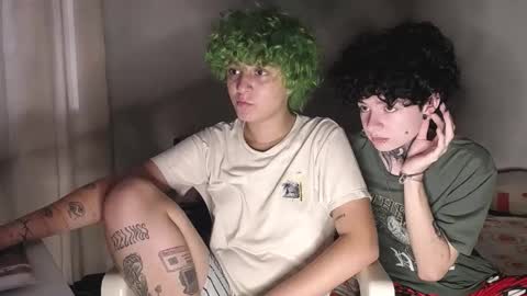 Snapshot of yoonbum_ chatting on November 2025 09:48:02 PM Little Mike Independent model online show from November 2025 09:48:02 PM